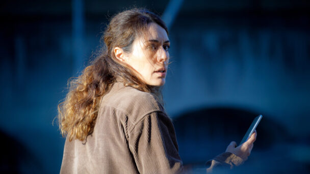 INTRAÇABLES (LOG OUT)